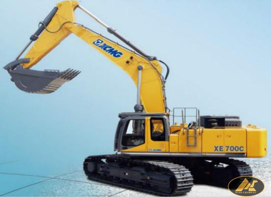 XCMG XE700C 68Ton Crawler Excavator